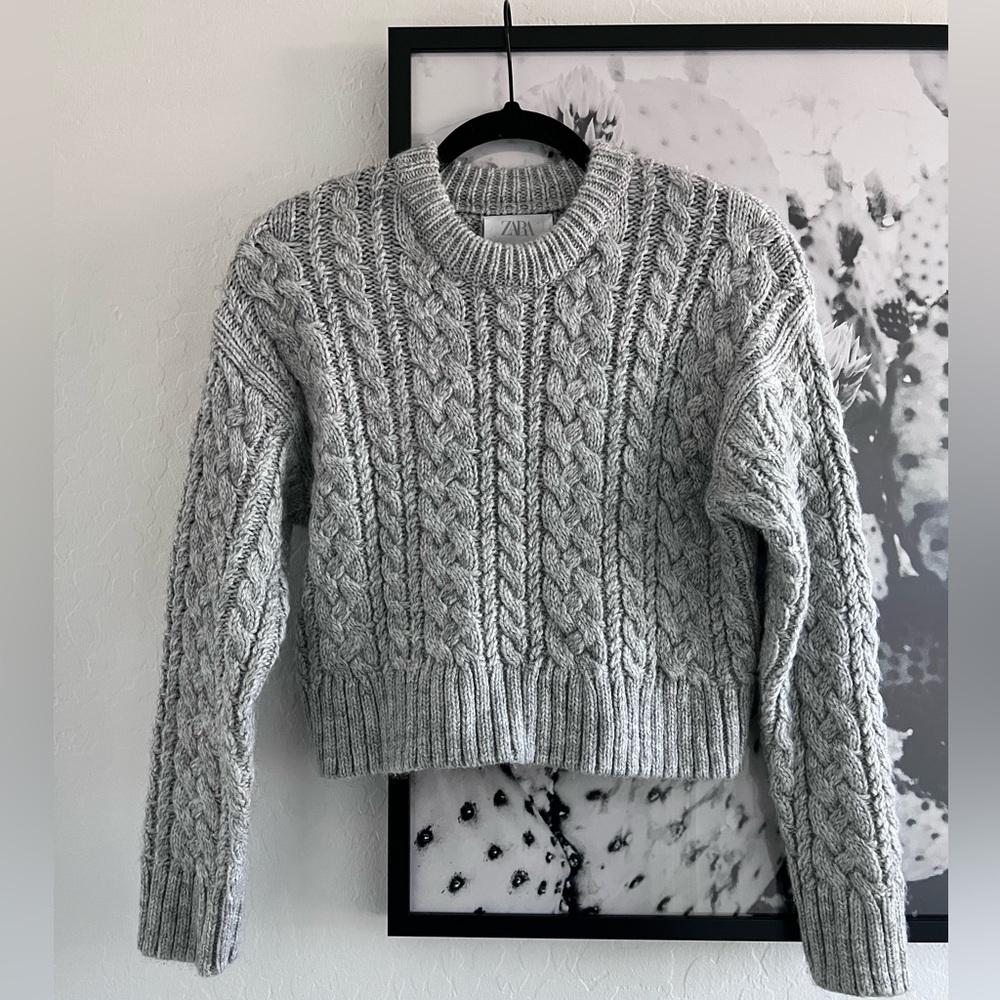 Zara Girl’s Gray Cable Knit Chunky Sweater size 11/12